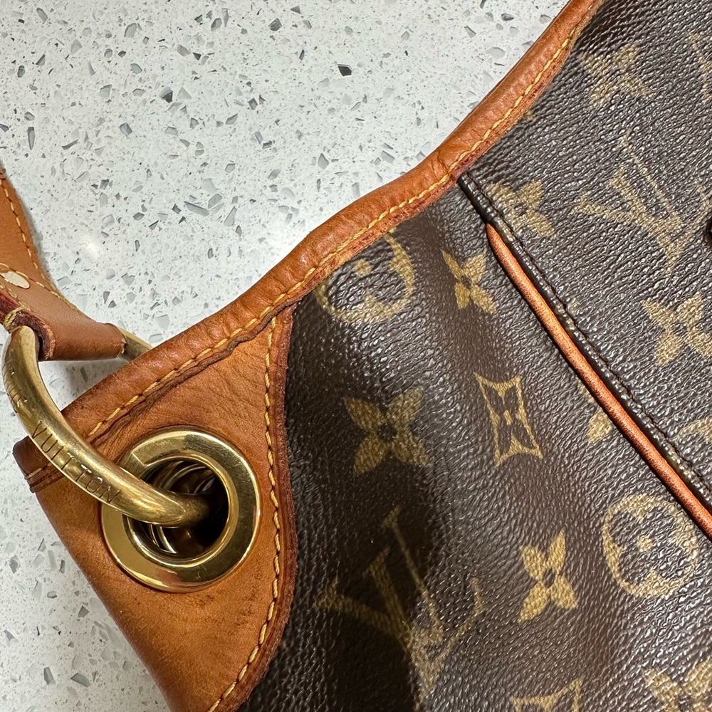 Louis Vuitton Monogram Canvas Hobo with Gold Hardware - Picture 9 of 16